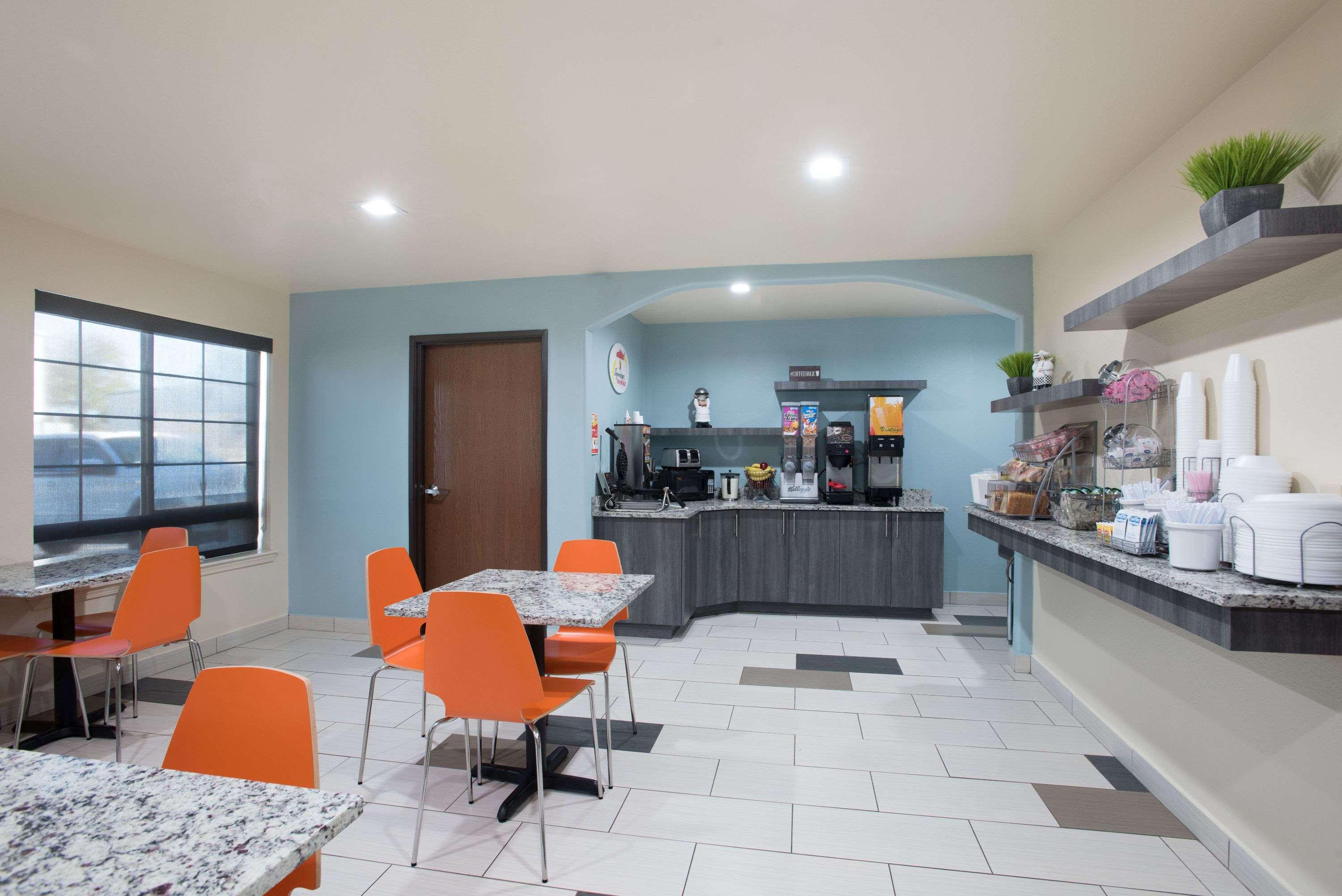 Super 8 By Wyndham Claremore Ok Luaran gambar
