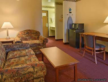 Super 8 By Wyndham Claremore Ok Luaran gambar
